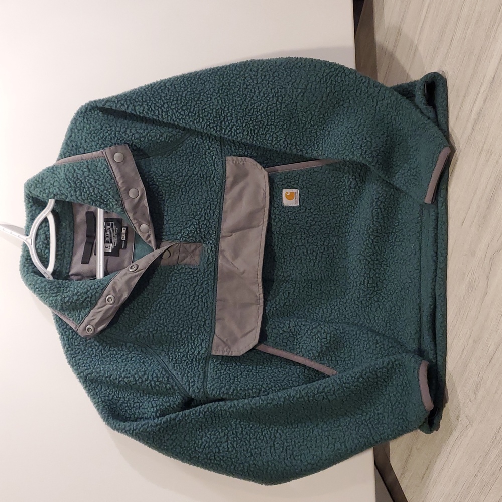 Carhartt Model # OJ4991-W Women's Small Green Sherpa Pullover. - Picture 2 of 16